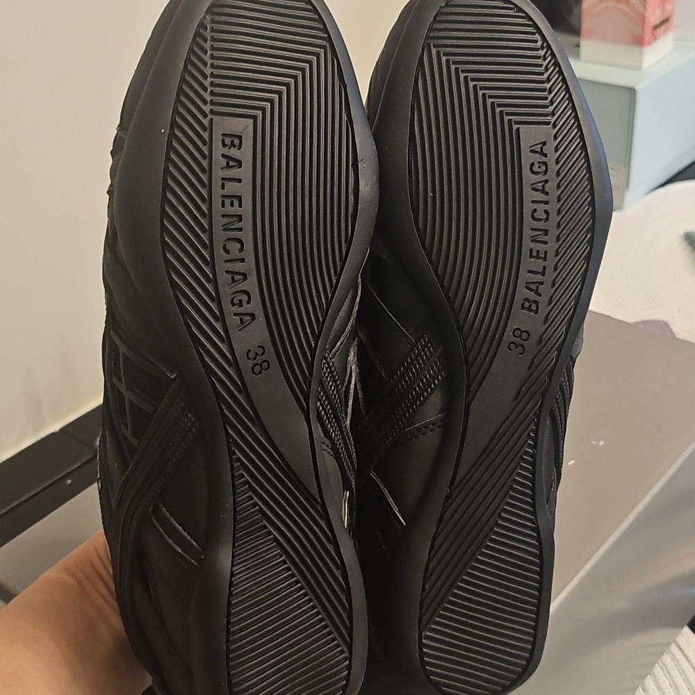 SOLD - Balenciaga Black Athletic Shoes - Picture 6 of 7
